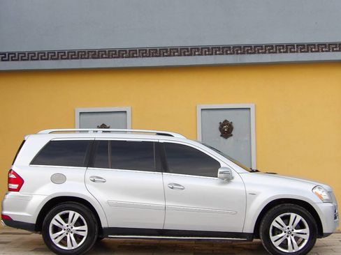 Used 2012 Mercedes-Benz GL 320 BlueTEC 4MATIC w/ Premium 1 Pkg image 7