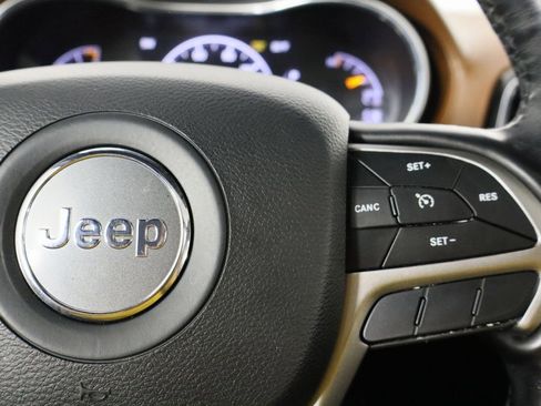 Used 2021 Jeep Grand Cherokee Overland image 10