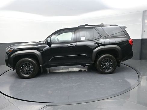 New 2025 Toyota 4Runner SR5 image 4