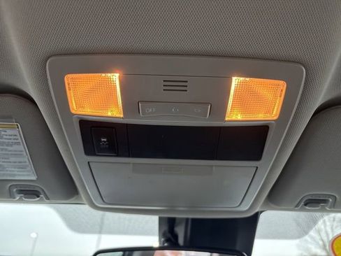 Certified 2019 Toyota Tacoma SR5 image 34