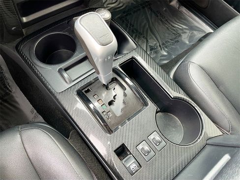 Used 2018 Toyota 4Runner TRD Off-Road Premium image 17