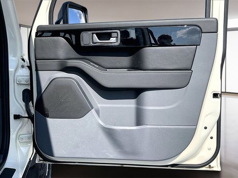 Used 2024 INEOS Grenadier image 27