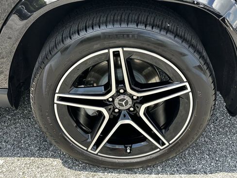 Certified 2026 Mercedes-Benz GLS 450 4MATIC w/ AMG Line Exterior image 23