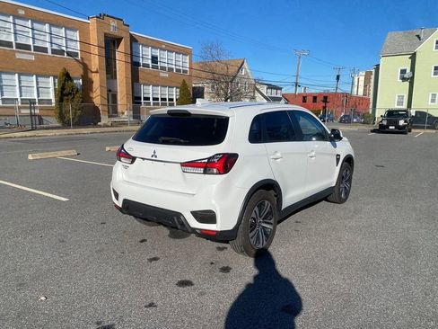 Used 2020 Mitsubishi Outlander Sport ES image 5