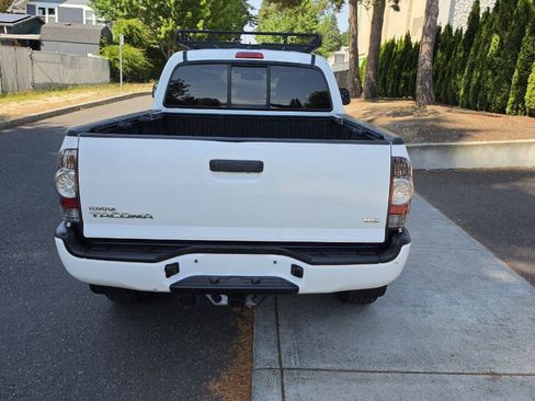 Used 2012 Toyota Tacoma 4x4 Double Cab w/ TRD Sport Pkg image 6