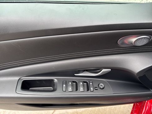 New 2026 Hyundai Elantra Limited image 17