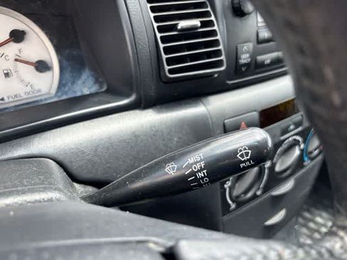 Used 2005 Toyota Corolla FWD image 15