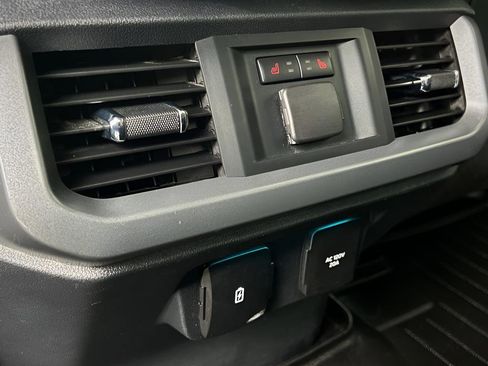 Used 2021 Ford F150 Lariat w/ Equipment Group 502A High AWD/4WD image 22