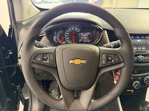 Used 2020 Chevrolet Trax LS w/ Tint and Cruise Package image 15