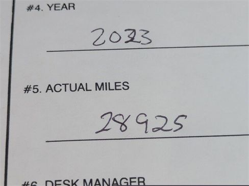 Used 2023 Ford Escape ST-Line w/ Tech Pack #1 image 9