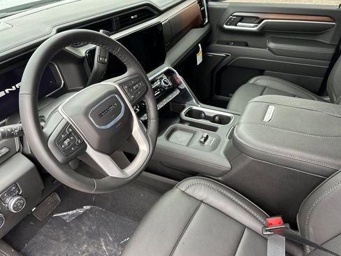 New 2026 GMC Sierra 2500 Denali w/ Denali Reserve Package AWD/4WD image 9