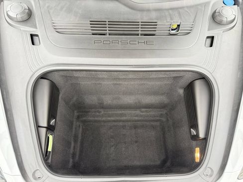 Used 2019 Porsche 718 Cayman RWD image 35