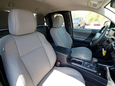Used 2019 Toyota Tacoma SR w/ SR Convenience Package AWD/4WD image 29