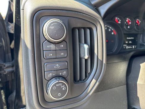 Used 2021 Chevrolet Silverado 1500 Custom Trail Boss w/ Realtree Special Edition AWD/4WD image 14