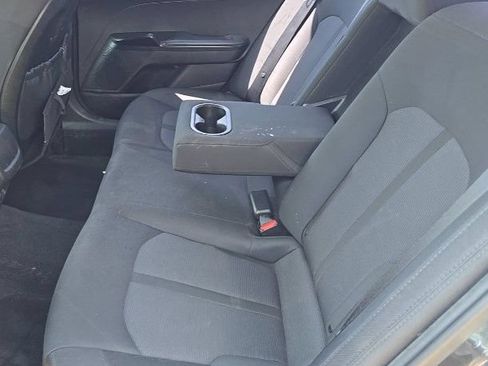 Used 2022 Kia K5 LXS FWD image 4