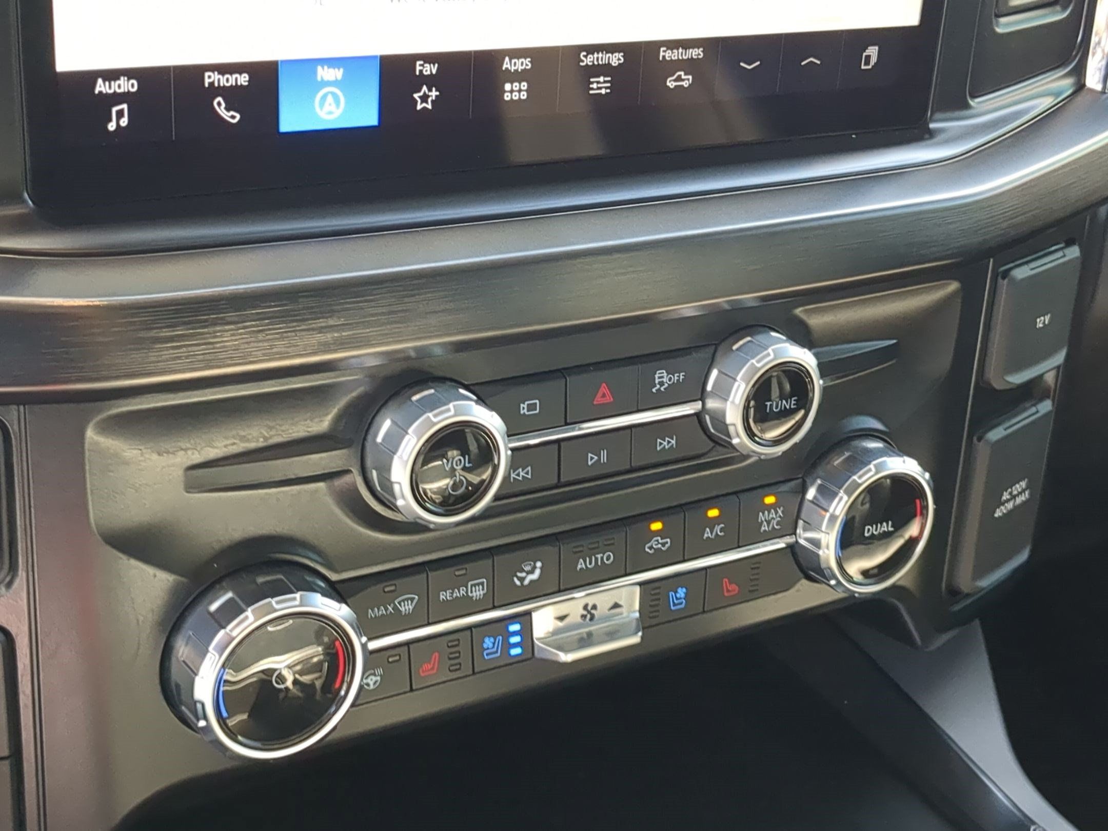Certified 2026 Ford F250 Lariat w/ FX4 Off-Road Package AWD/4WD image 27