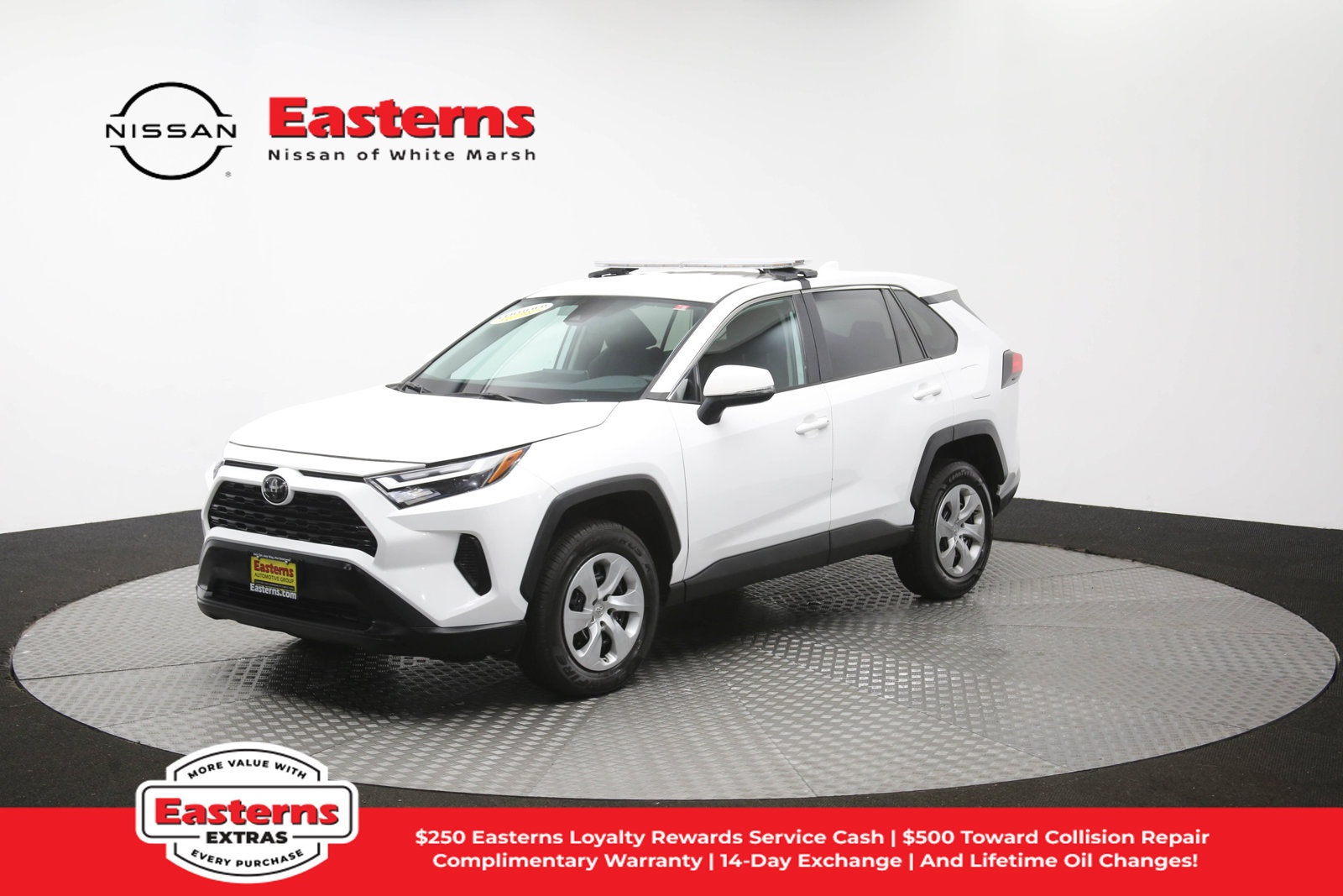 Used 2023 Toyota RAV4 LE AWD/4WD image 55