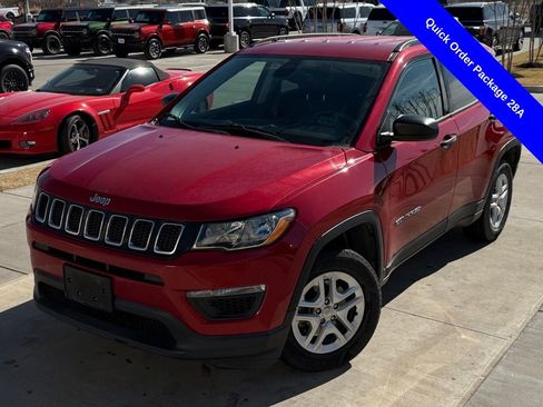 Used 2018 Jeep Compass Sport image 4