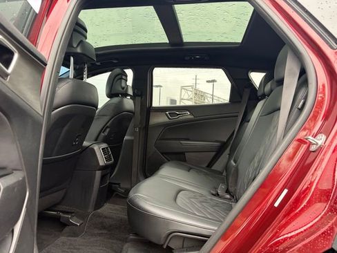 Used 2024 Kia Sportage X-Line w/ X-Line Premium Package AWD/4WD image 16