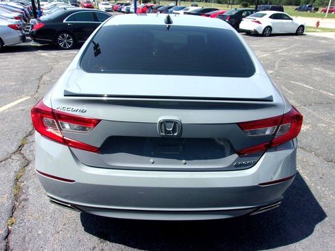 Used 2022 Honda Accord Sport image 5