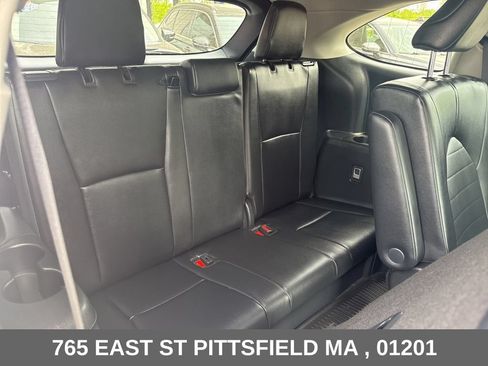 Used 2025 Toyota Highlander XLE AWD/4WD image 22