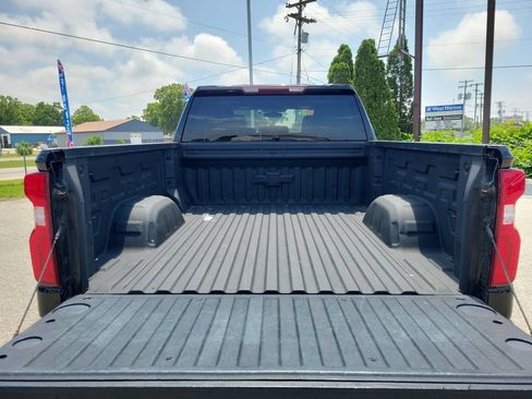 Used 2021 Chevrolet Silverado 1500 RST w/ Z71 Off-Road Package AWD/4WD image 8