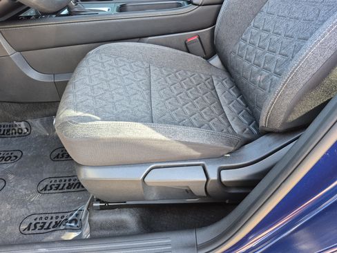 Certified 2025 Nissan Kicks SV AWD/4WD image 20
