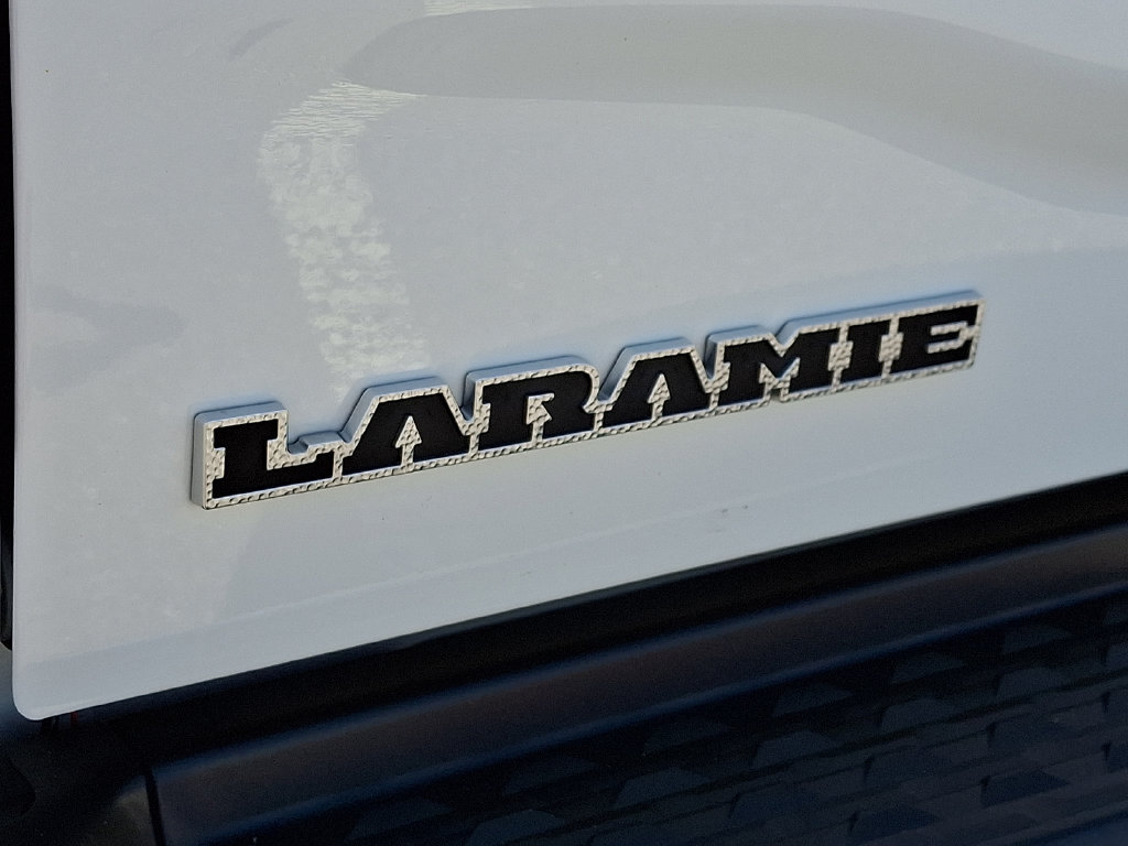 Certified 2025 RAM 3500 Laramie AWD/4WD image 37