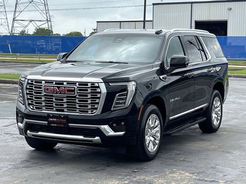 Used 2025 GMC Yukon Denali AWD/4WD image 5