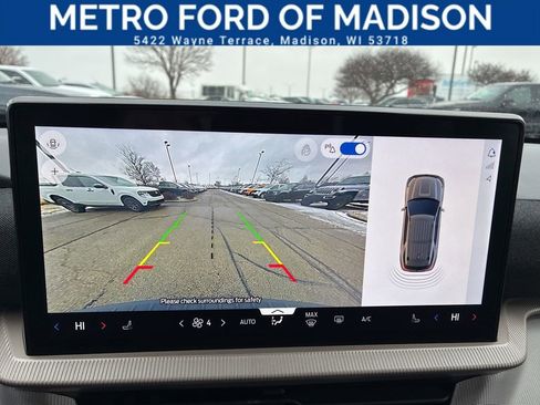 Used 2025 Ford Explorer Active image 22