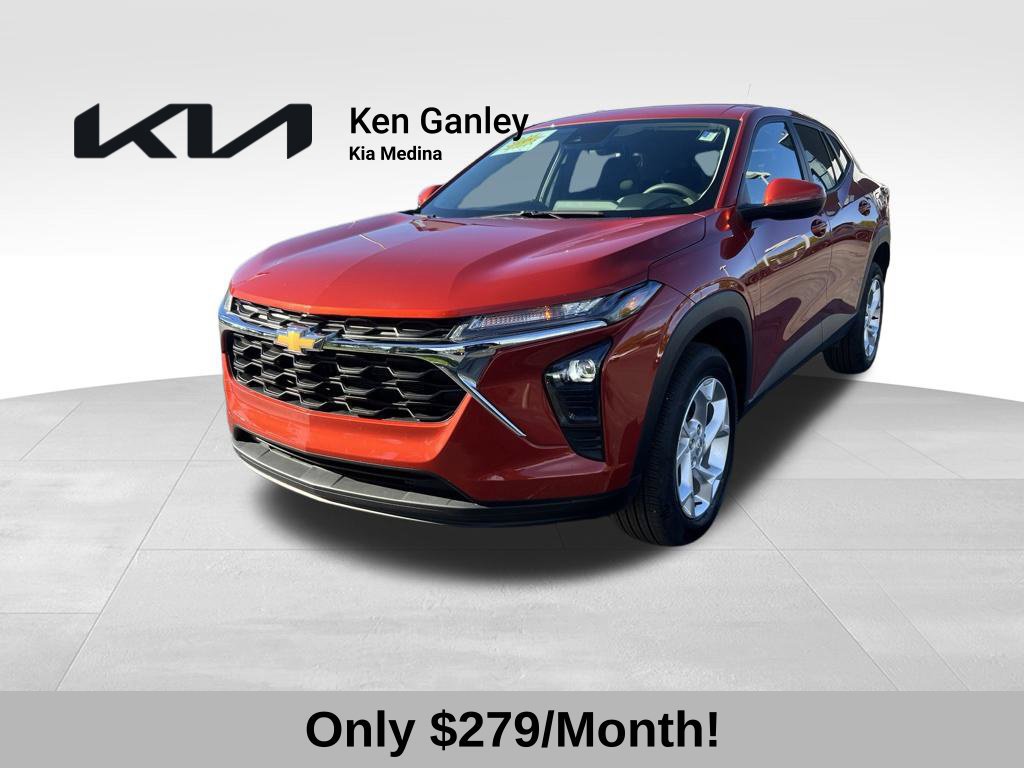 Used 2024 Chevrolet Trax LS w/ LS Convenience Package FWD 360° Tour