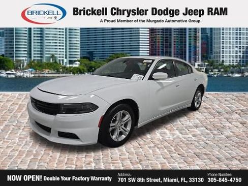 Used 2022 Dodge Charger SXT RWD image 1