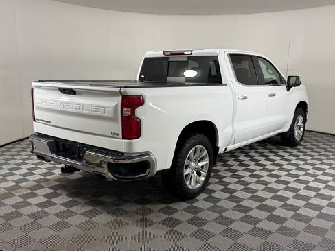 Used 2021 Chevrolet Silverado 1500 LTZ w/ Z71 Off-Road Package image 10