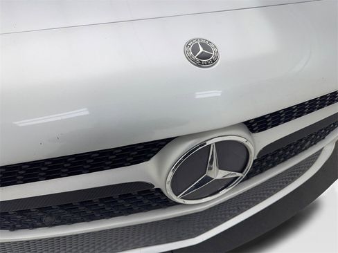 Used 2020 Mercedes-Benz A 220 image 23