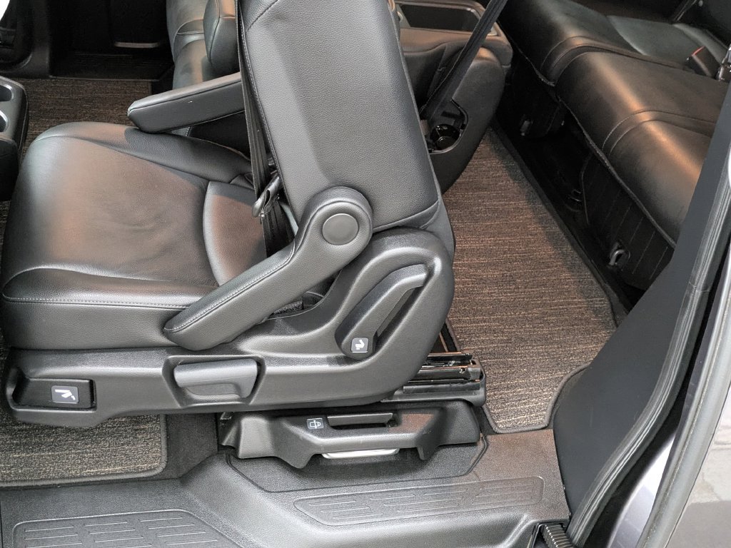 Used 2025 Honda Odyssey EX-L image 37