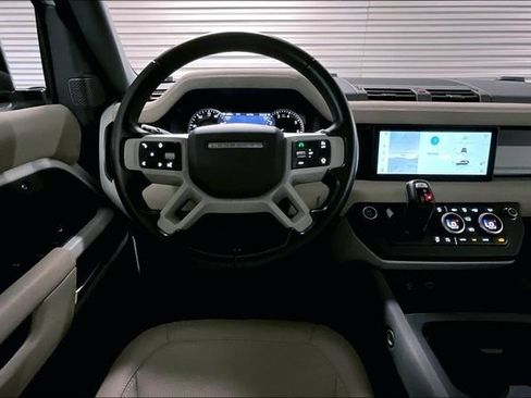 Certified 2023 Land Rover Defender 110 S AWD/4WD image 4