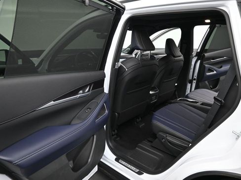 Certified 2026 INFINITI QX60 Sport w/ Dark Cargo Package AWD/4WD image 10