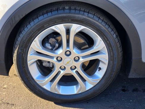 Used 2021 Chevrolet Bolt LT image 9