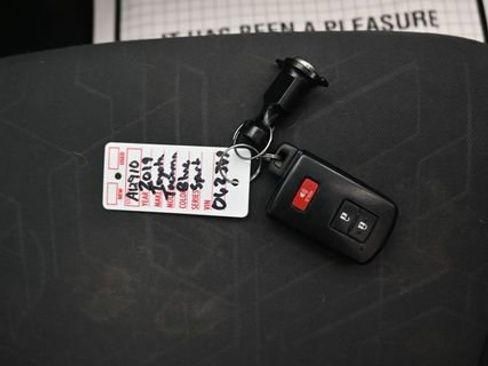 Used 2019 Toyota Tacoma TRD Sport image 8