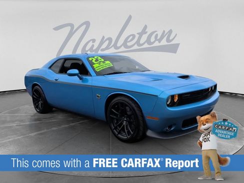 Used 2023 Dodge Challenger R/T Scat Pack RWD image 2