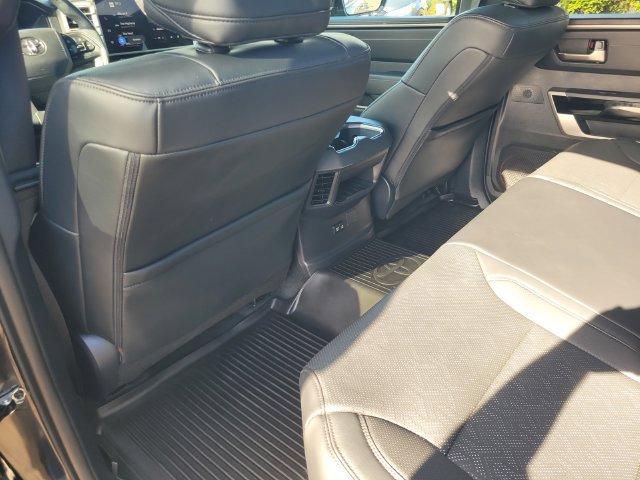 Used 2025 Toyota Tundra Limited AWD/4WD image 14