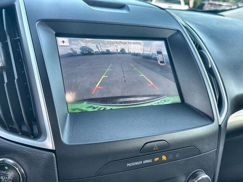 Used 2019 Ford Edge SEL w/ Equipment Group 201A FWD image 14
