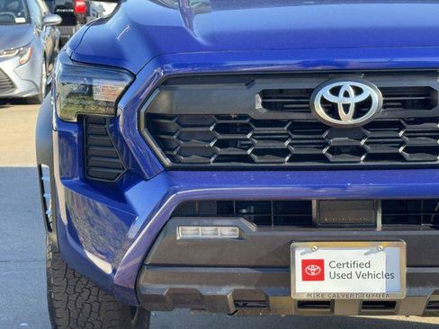 Certified 2024 Toyota Tacoma TRD Off-Road image 5