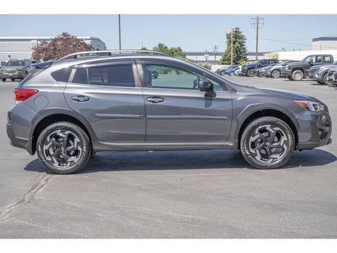 Used 2021 Subaru Crosstrek 2.5i Limited w/ Moonroof Package 2 AWD/4WD image 2