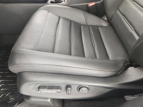 Used 2024 Honda CR-V EX-L image 25