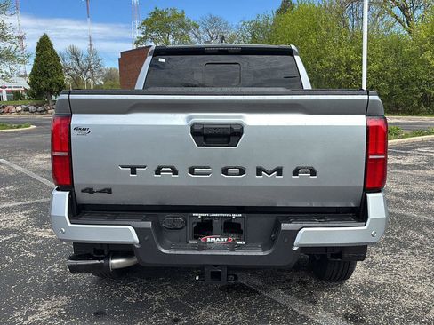 New 2026 Toyota Tacoma SR5 AWD/4WD image 9