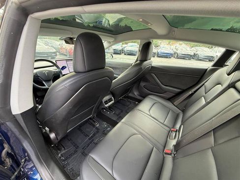 Used 2018 Tesla Model 3 Long Range RWD image 13