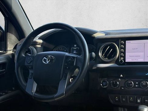 Used 2021 Toyota Tacoma TRD Off-Road image 21