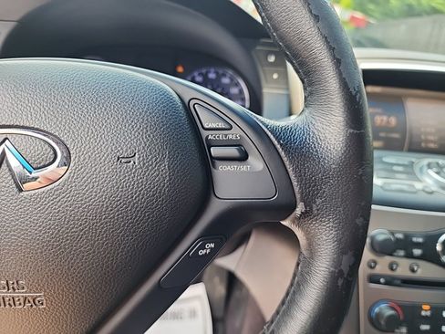 Used 2011 INFINITI G25 x w/ Moonroof Pkg AWD/4WD image 22