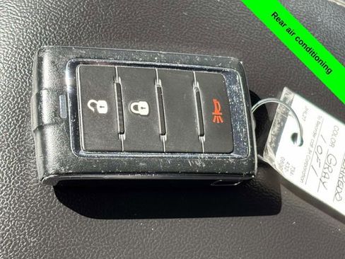 Used 2023 Jeep Grand Cherokee L Laredo image 22